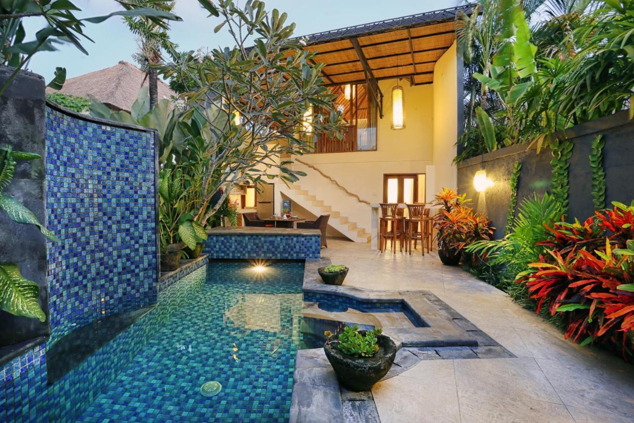 Bali Akasadua Villa Seminyak  Exterior photo